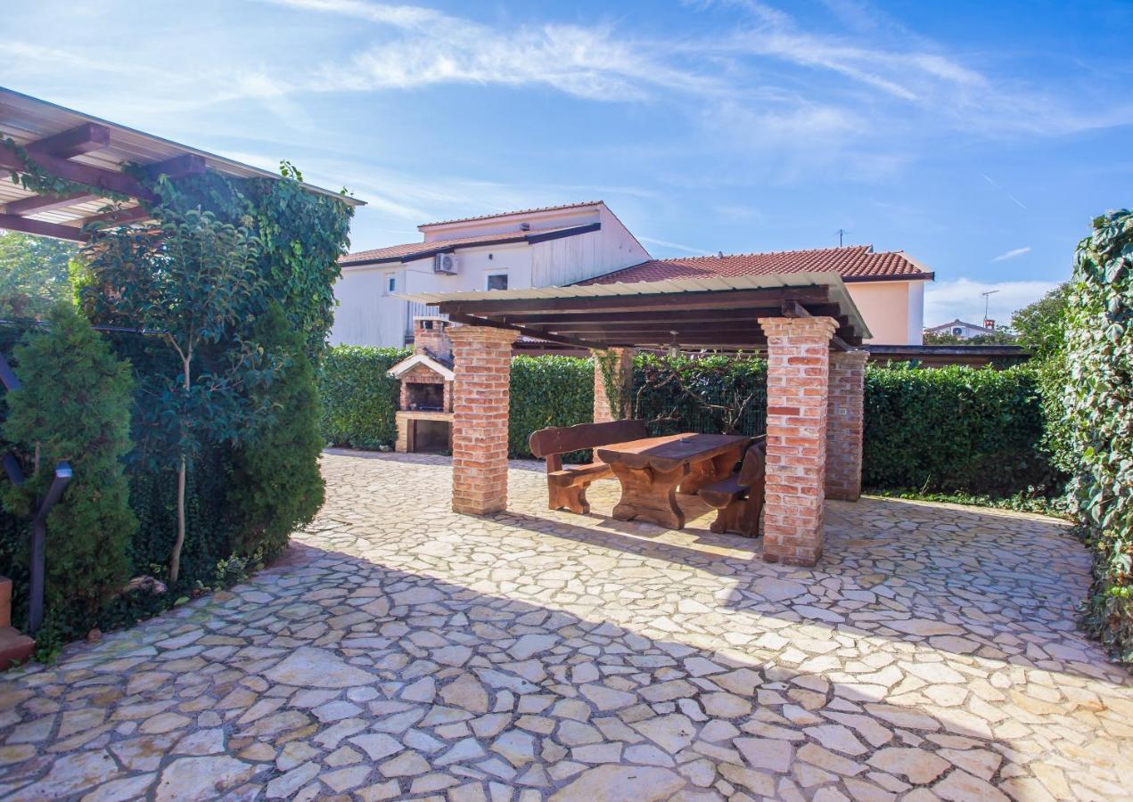 Ema-Dany Poreč Exterior foto